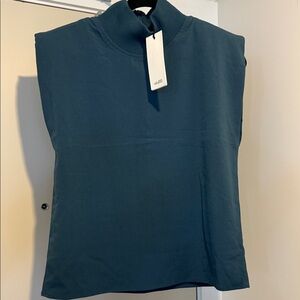 NWT Boxy Fit Teal Sleeveless Top with light Shoulder Pads